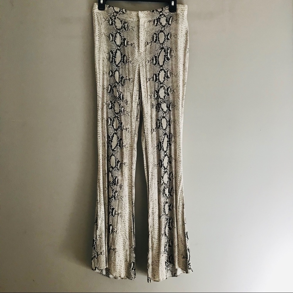 Snake printed pants